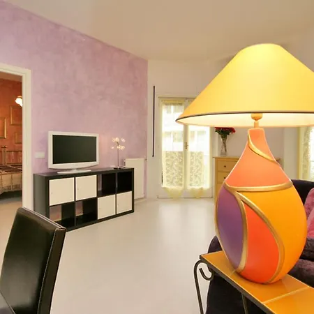 Isidora - Cozy Flat In Trastevere *